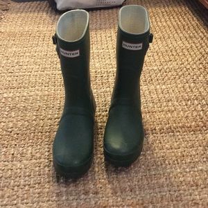 Hunter boots in amazing condition- barely worn!